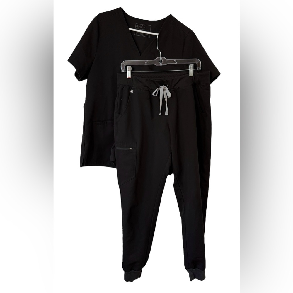 Figs Black Scrub Set Large